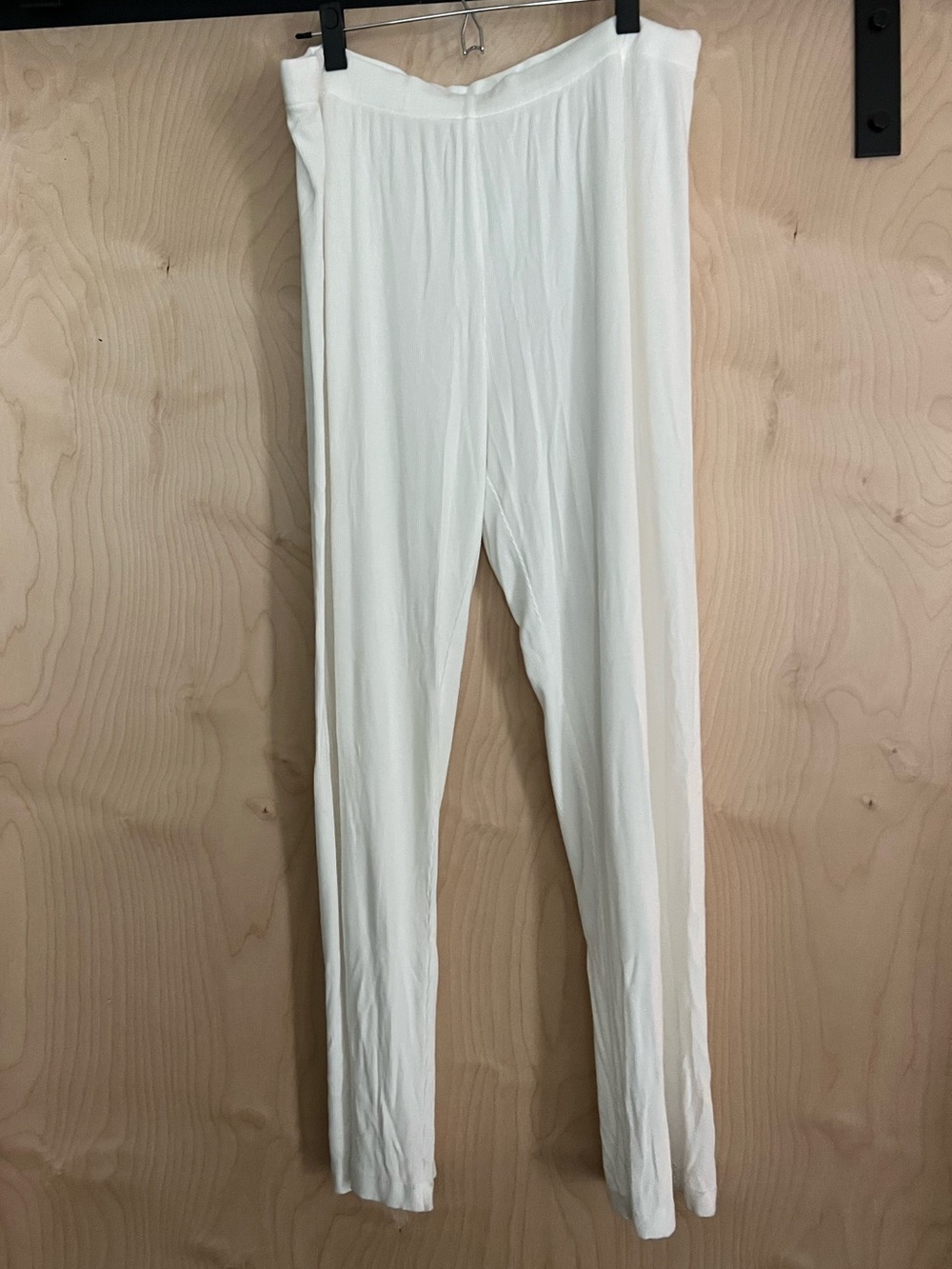 Skims Ribbed Wide-Leg Pants in White - Picture 11 of 11